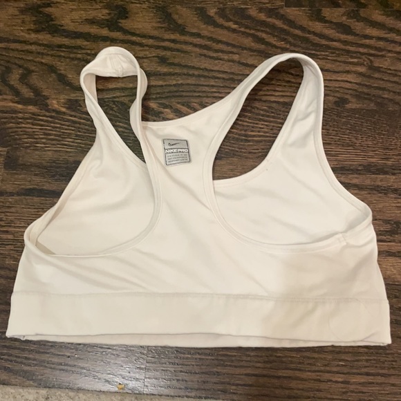 White Nike sports bra - Picture 2 of 3